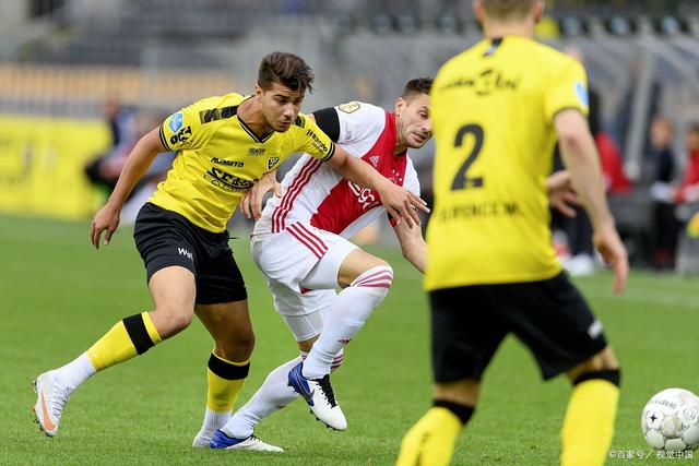 万众瞩目的 万众瞩目的