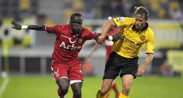 联赛中的成 联赛中的成