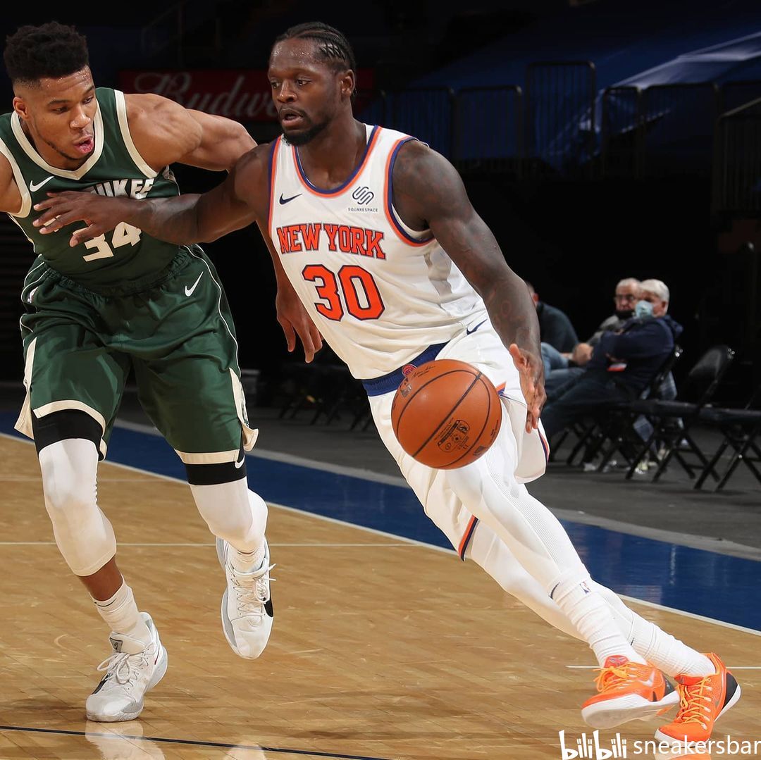 对球员投射 对球员投射