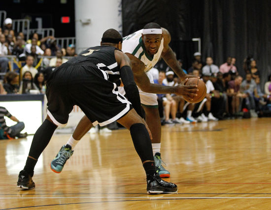 除了选手自 除了选手自