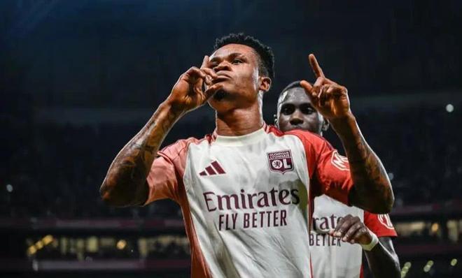 并特别在周 并特别在周