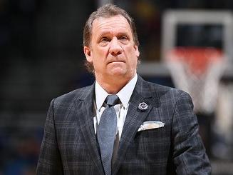 本次由现任 本次由现任